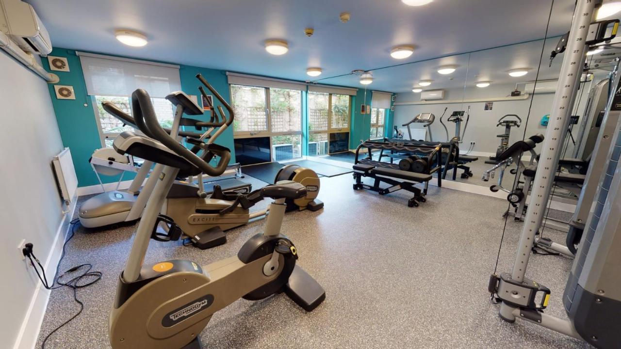 For Students Only Contemporary Studios At Iq Hoxton In London Bagian luar foto
