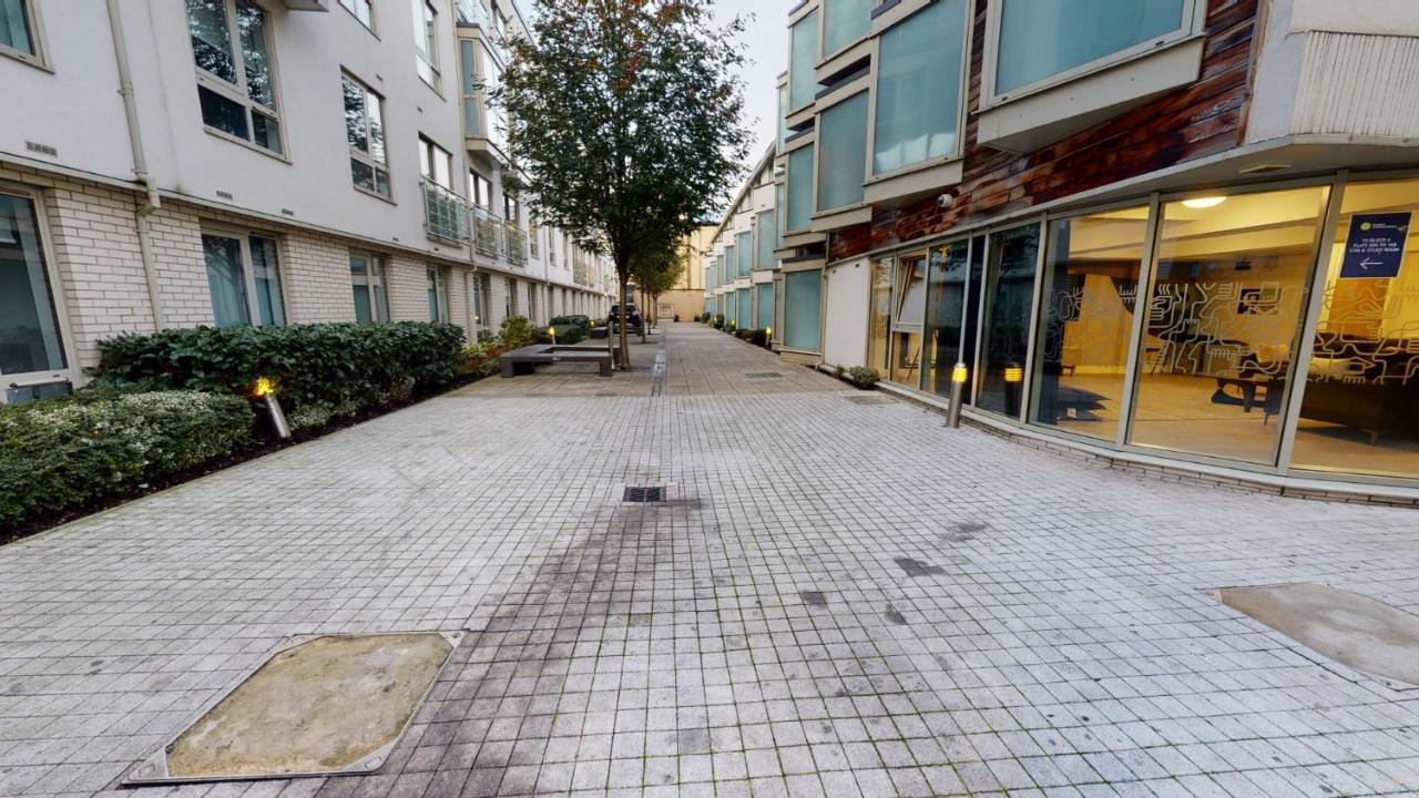 For Students Only Contemporary Studios At Iq Hoxton In London Bagian luar foto
